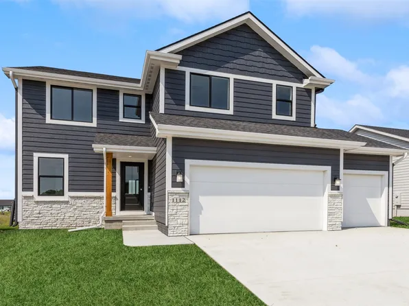 1112 Deer Ridge Dr NW, Bondurant, IA 50035