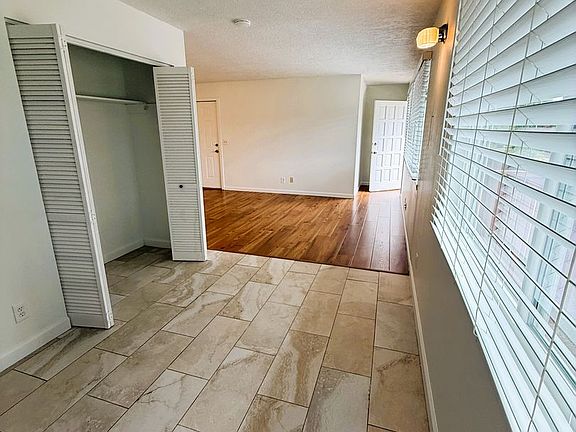 5th image of 2008 St Johns Blvd APT D