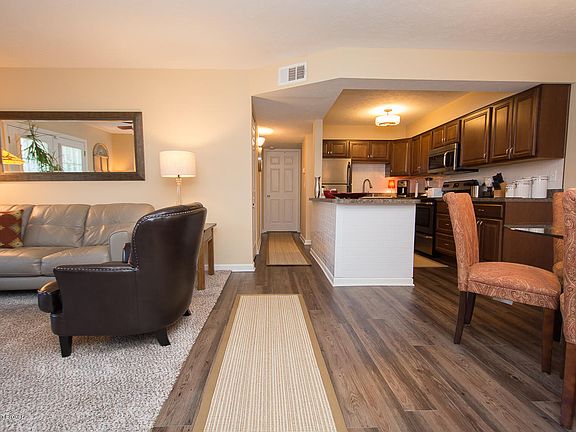 5th image of 4204 Wisteria Landing Cir Unit 201