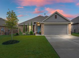 14370 S Summerchase Cir, Willis, TX 77318