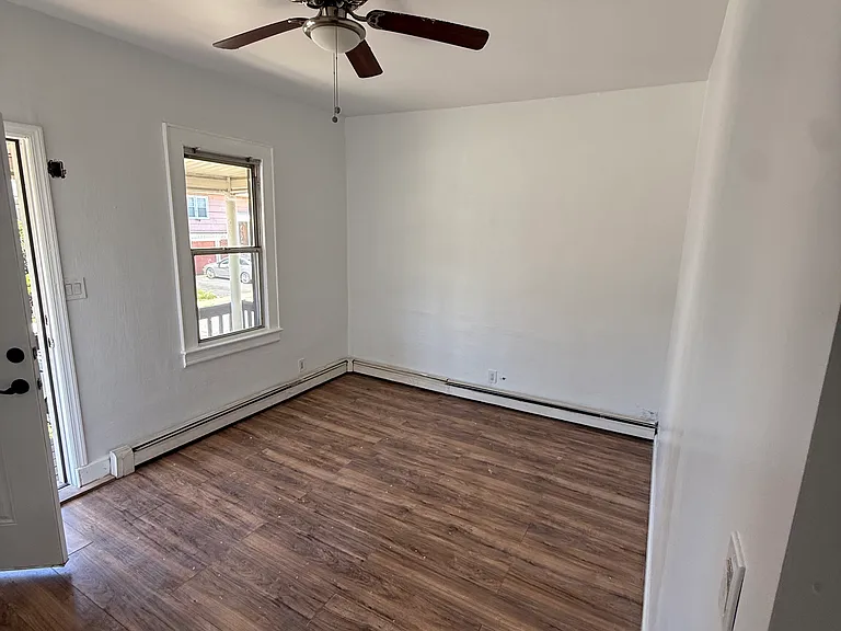 651 Meacham Ave — Photo 9