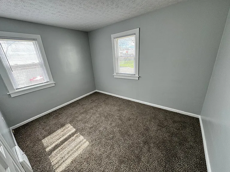94 Southeast Ave — Photo 7