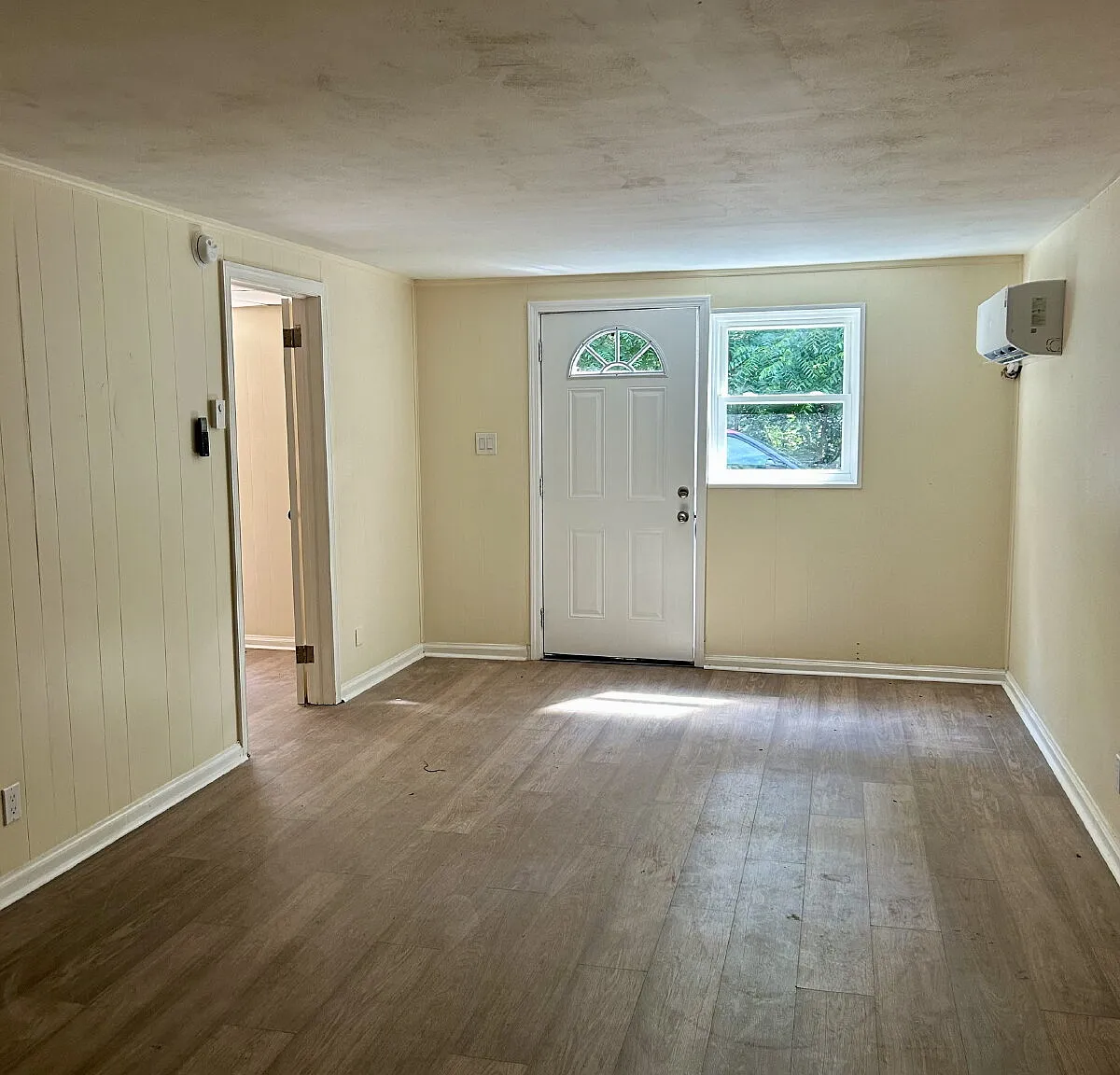 1 bed, 1.0 bath, $750 — Photo 3