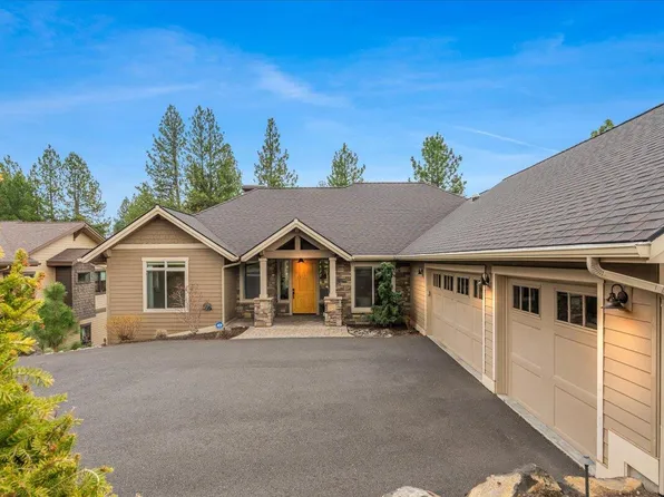 2879 Perlette Ln, Bend, OR 97703