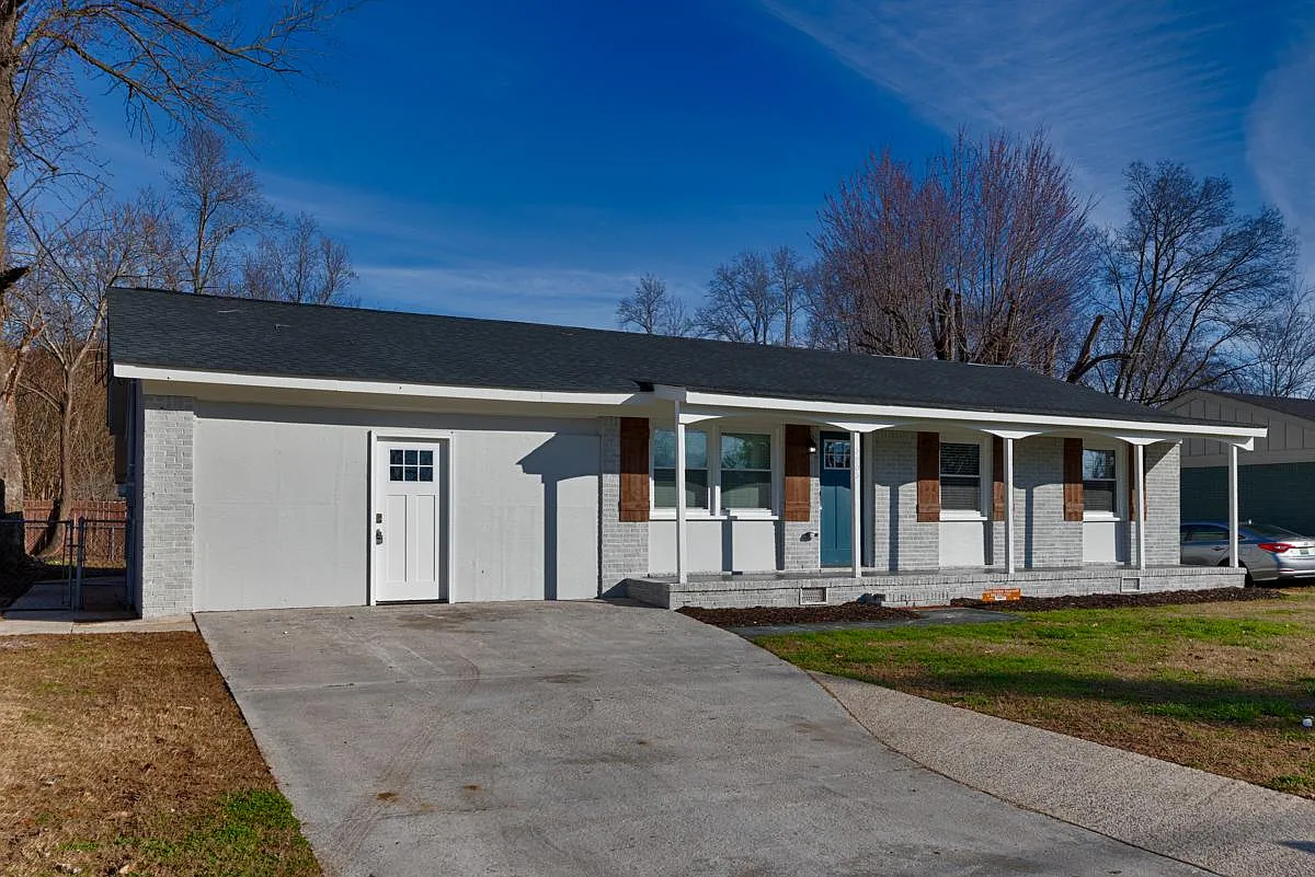 4 bed, 1606 sqft, $1,695 — Photo 2