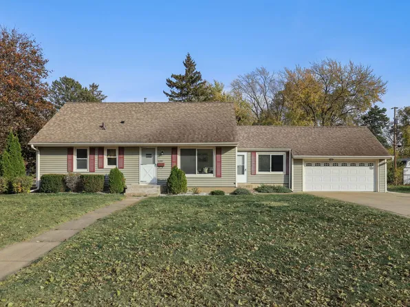 10101 Clinton Ave S, Bloomington, MN 55420