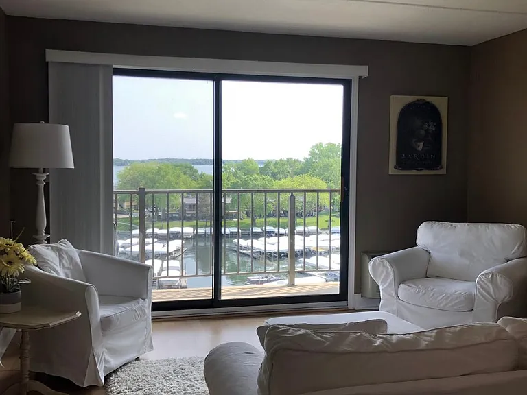 2700 N Shore Dr #703 — Photo 5