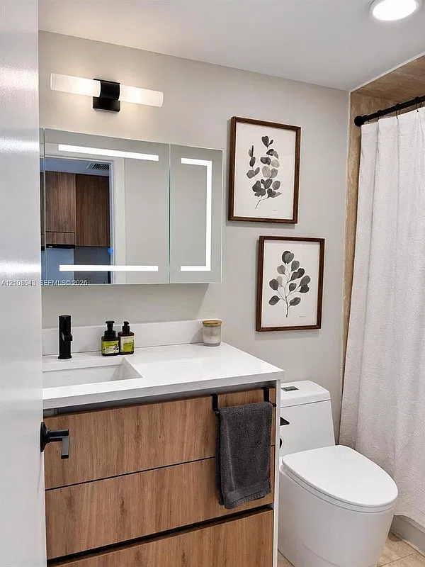 700 Biltmore Way #308 — Photo 3