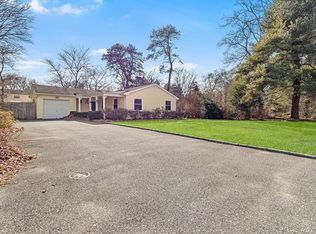 50 Ranch Dr, Shirley, NY 11967