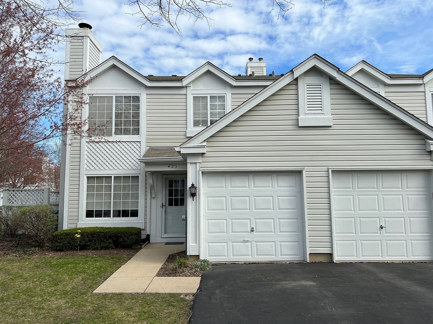 425 Monmouth Ct Aurora IL 60504 Zillow