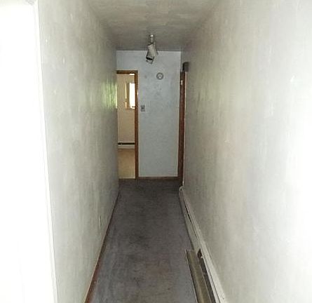3rd image of 443 Wall Ave