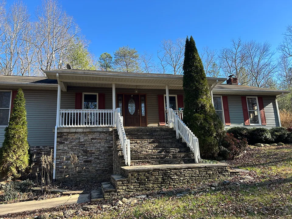 1745 Zion Hill Rd
