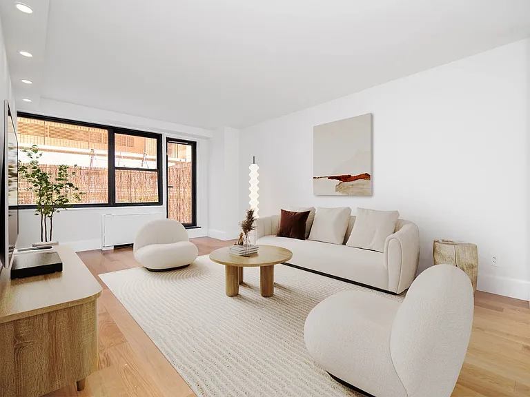 7 E 14th St #230 — Photo 3