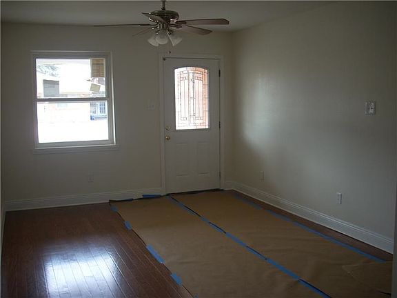 3rd image of 2917 Plaza Dr