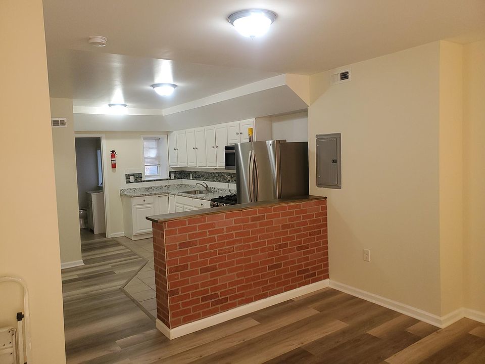 1st image of 2429 N 10th St #2-B