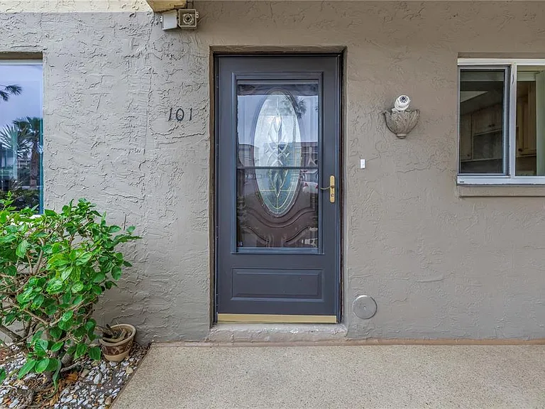 3500 Lake Bayshore Dr #K101 — Photo 3
