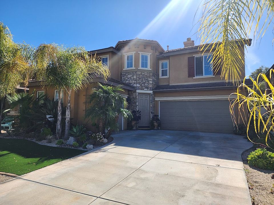 1st image of 29775 Maxmillian Ave