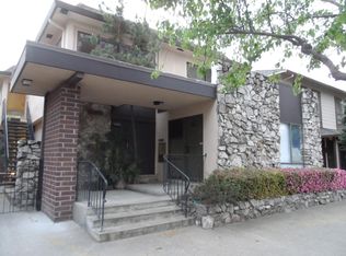 1308 V St #4, Sacramento, CA 95818