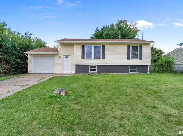 4112 N Elsie Ave, Davenport, IA 52806
