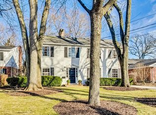 765 Walden Rd, Winnetka, IL 60093