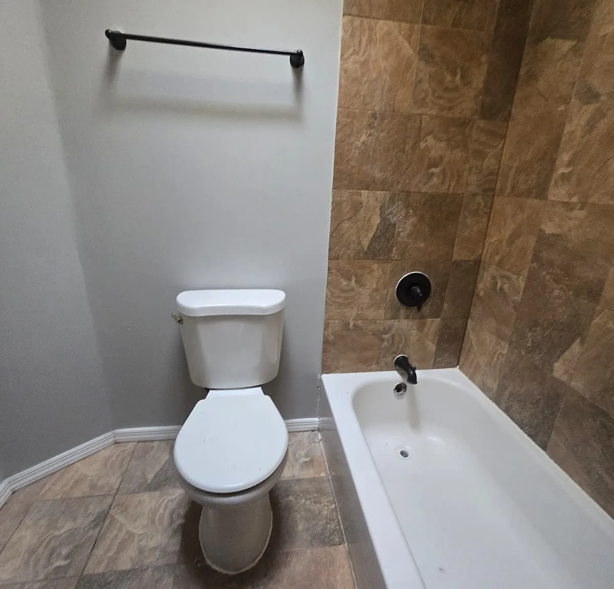 Studio, $1,500 — Photo 2