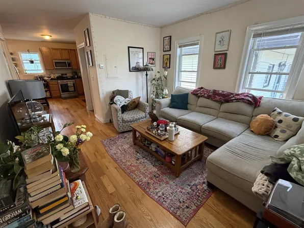 484 Main St #2, Medford, MA 02155