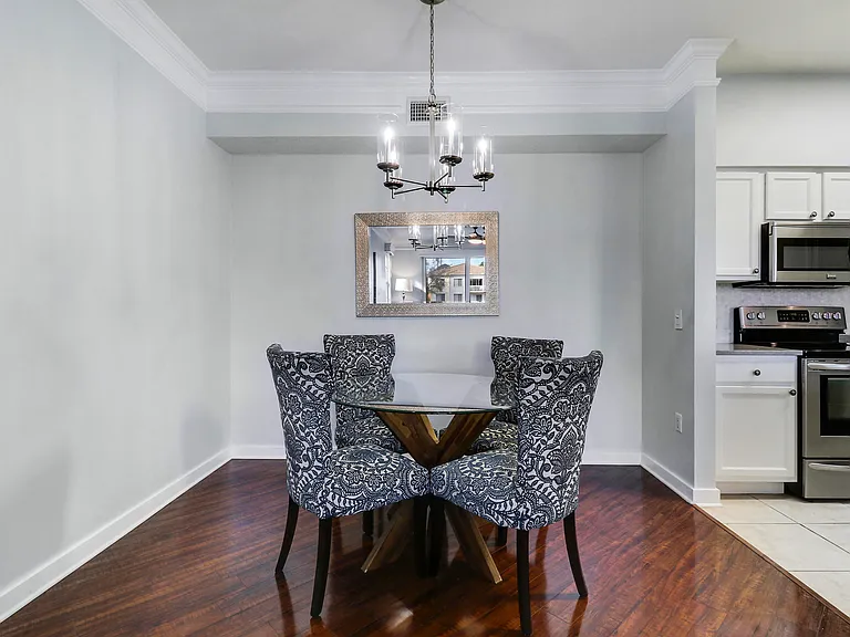 9212 Myrtlewood Cir W — Photo 21