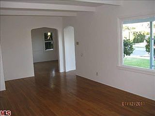 3rd image of 2448 23rd St
