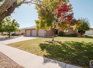 4409 SW Colly Creek Dr, Topeka, KS 66610