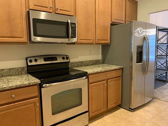 5th image of 36401 Ridgeshore Ln