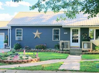 419 E Stevenson St, Gibsonburg, OH 43431