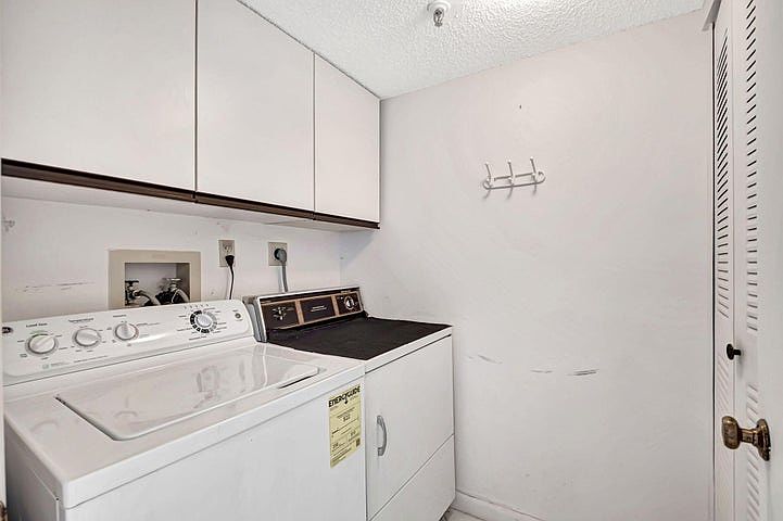 1st image of 6866 Huntington Ln APT 806