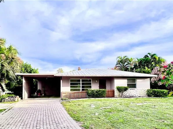 1086 11th ST N, NAPLES, FL 34102