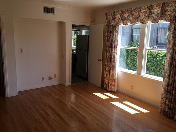 3rd image of 1421 Carroll Ave