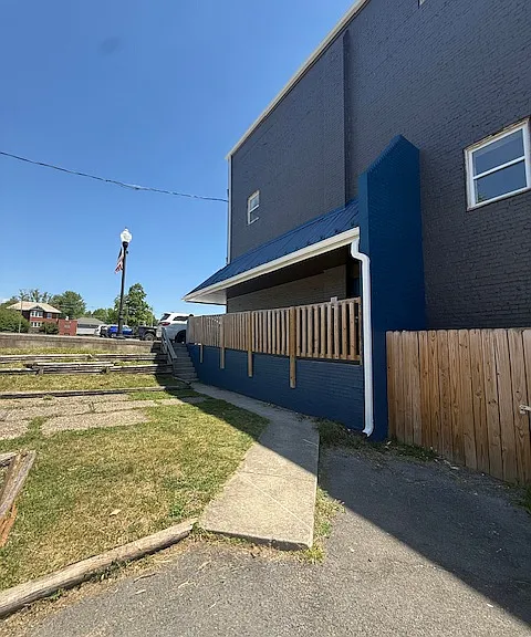 349 Mercer St #2 — Photo 4
