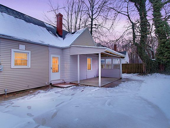 5th image of 1491 Westvale Ave