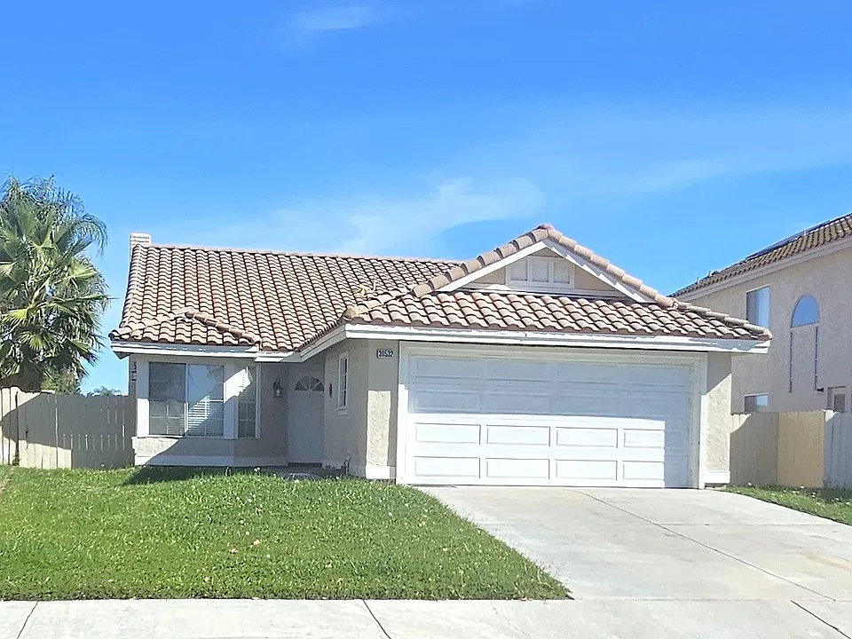 30532 Shoreline Dr