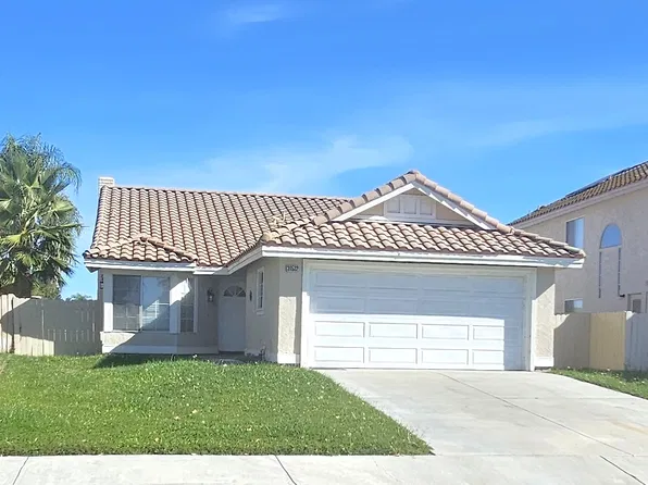 30532 Shoreline Dr, Menifee, CA 92584