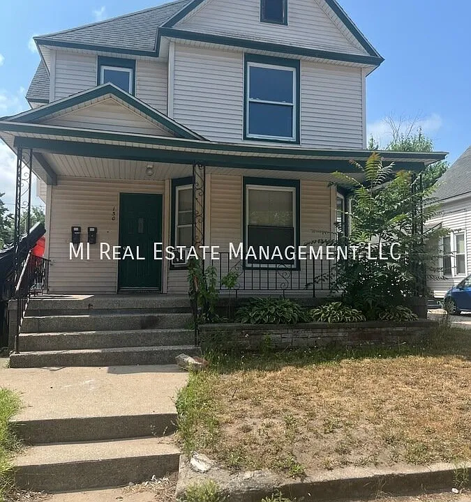 150 W 15th St #1/2