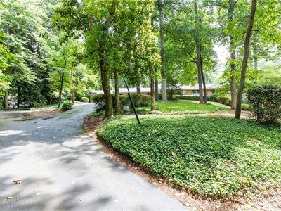 910 Buckingham Cir NW, Atlanta, GA, 30327