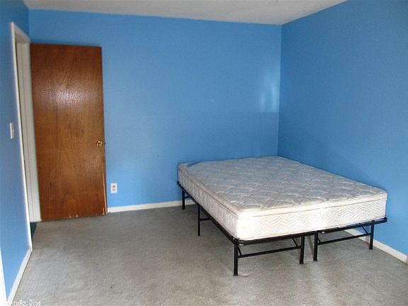 5th image of 7 Mishemokwa Dr
