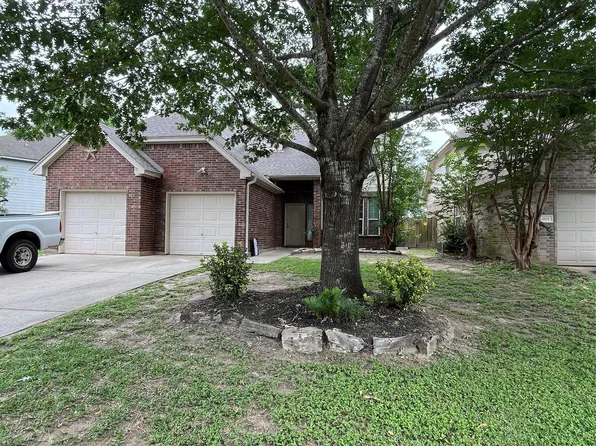 993 Oak Glen Dr, Willis, TX 77378