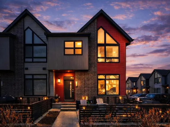 1305 N Sage Meadows Gdns NW, Calgary, AB T3P 1K3