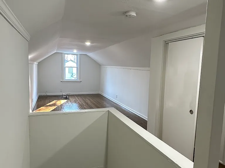 1933 Markone St NW — Photo 6