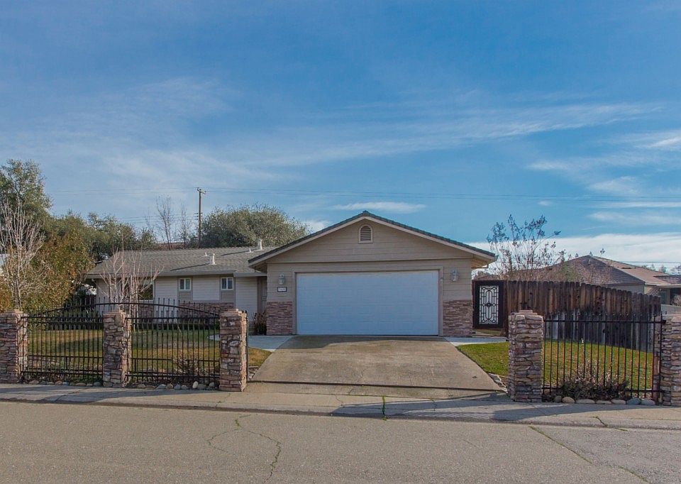 1st image of 3520 Grantwood Way
