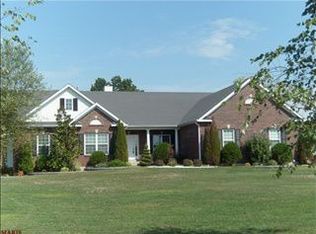 1657 Summit Estates Dr, O'Fallon, MO 63366