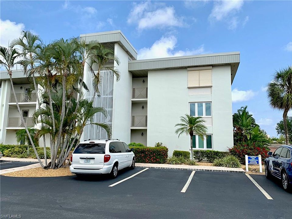 1st image of 6102 Augusta Dr APT 104