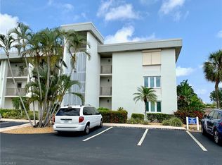 6102 Augusta Dr APT 104, Fort Myers, FL 33907