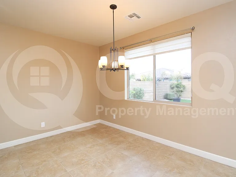 10608 E Lincoln Ave — Photo 7