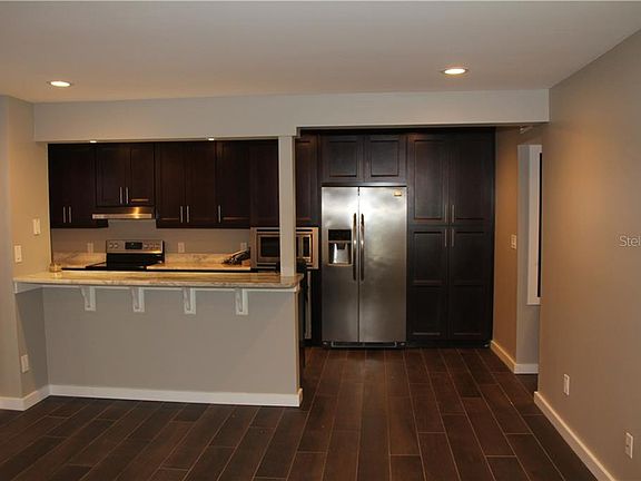 4th image of 3026 Antique Oaks Cir APT 143